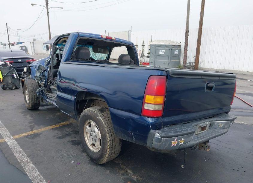 Photo 3 of 2002 Chevrolet Silverado 1500 LS (VIN 1GCEC14T02Z163950)