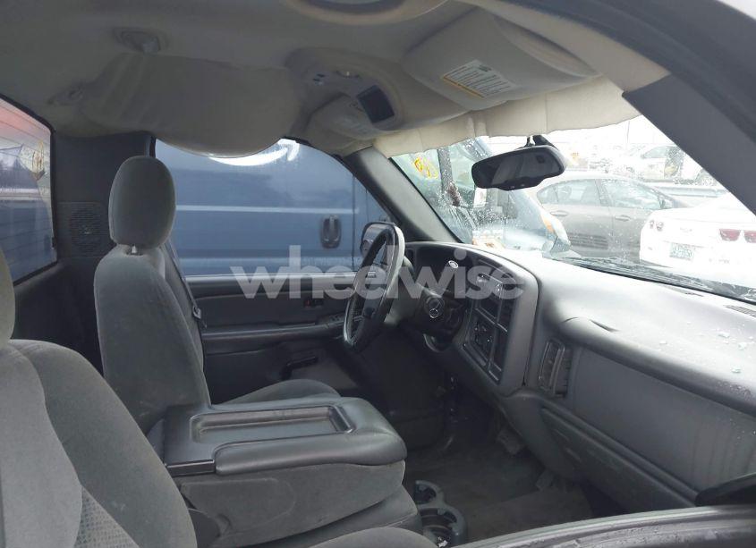 Photo 5 of 2004 Chevrolet Silverado 1500 LS (VIN 1GCEC14T04Z302610)