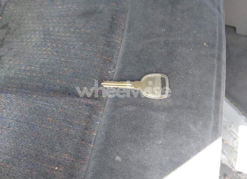 Photo 11 of 2000 Chevrolet Silverado 1500 LS (VIN 1GCEC14T0YZ118452)