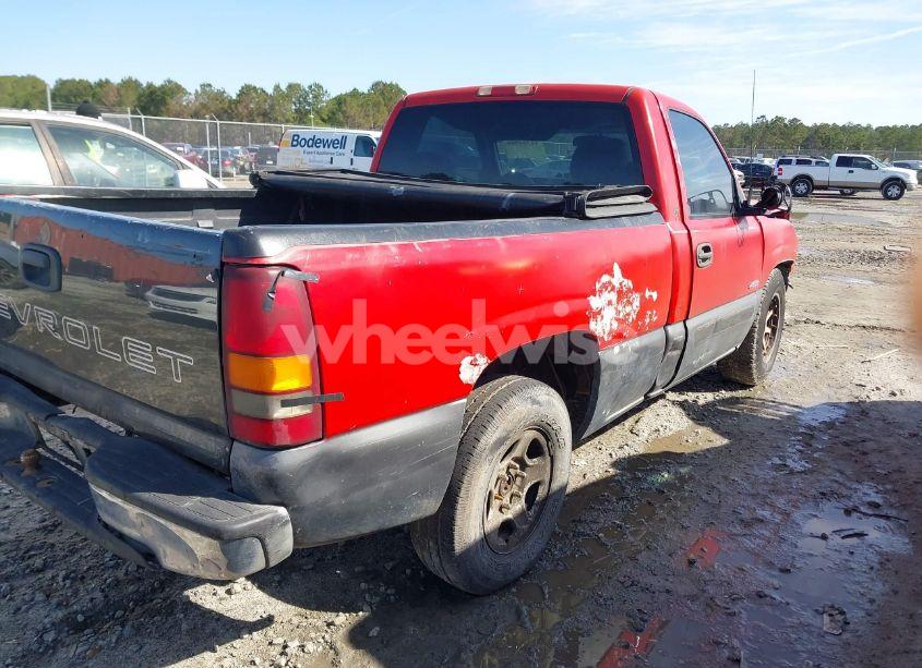 Photo 4 of 2000 Chevrolet Silverado 1500 LS (VIN 1GCEC14T0YZ118452)