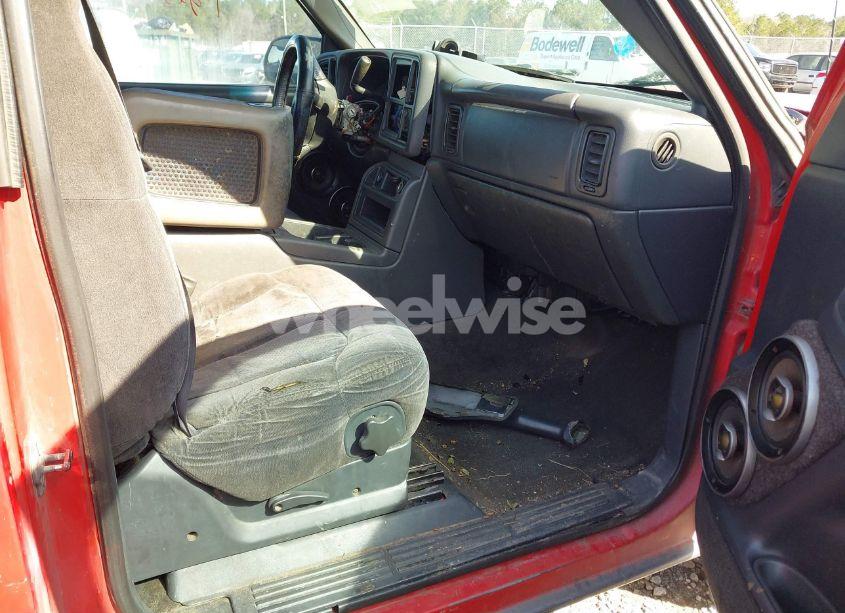 Photo 8 of 2000 Chevrolet Silverado 1500 LS (VIN 1GCEC14T0YZ118452)