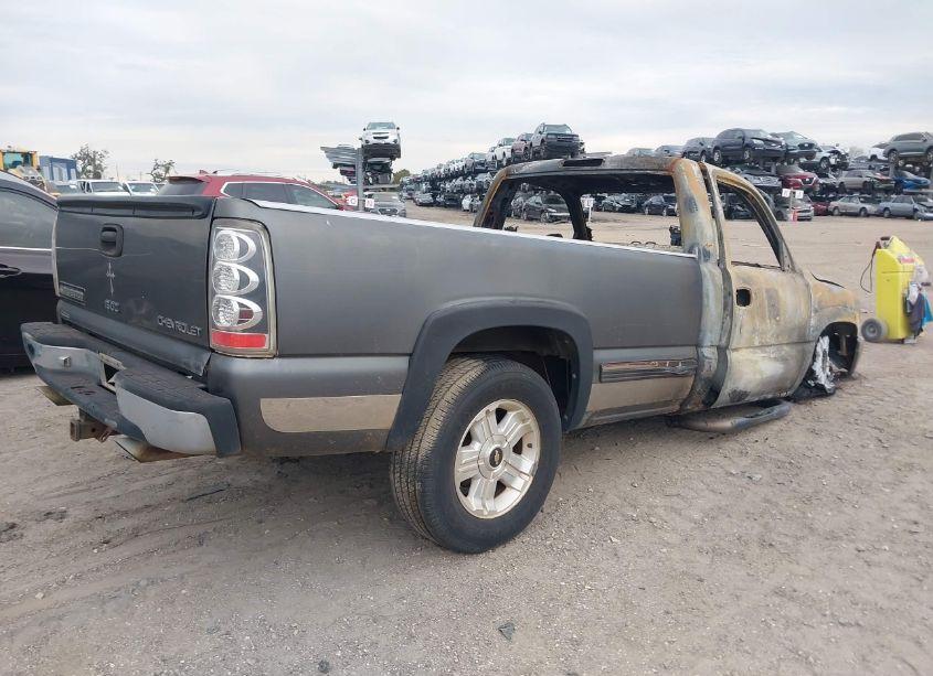 Photo 4 of 1999 Chevrolet Silverado 1500 LS (VIN 1GCEC14T2XE191151)