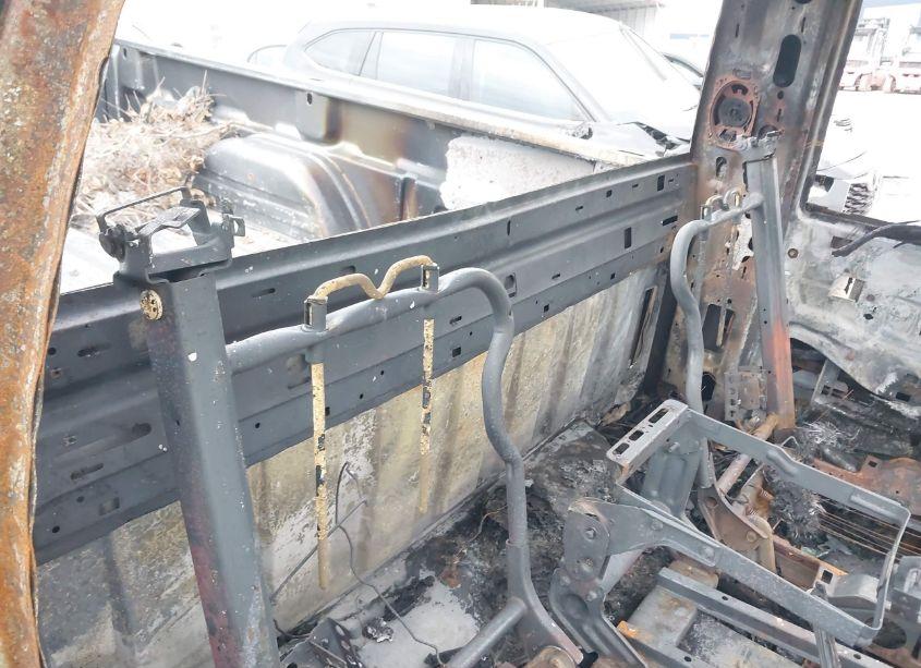 Photo 8 of 1999 Chevrolet Silverado 1500 LS (VIN 1GCEC14T2XE191151)