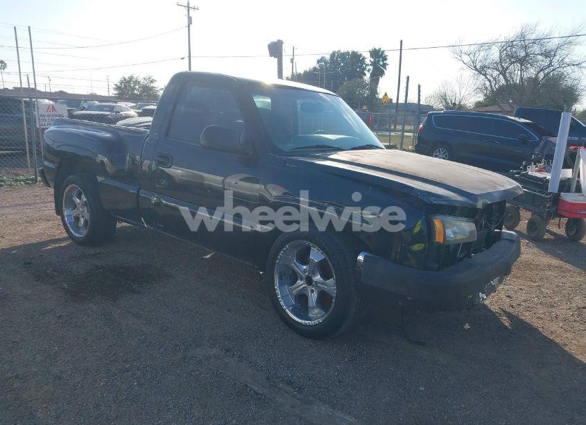 2003 Chevrolet Silverado 1500 LS (VIN 1GCEC14T33Z197866) main photo