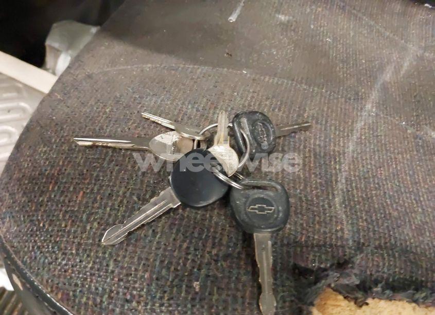 Photo 11 of 2000 Chevrolet Silverado 1500 (VIN 1GCEC14T3YE149007)