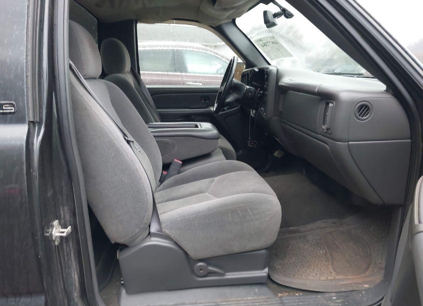 Photo 5 of 2005 Chevrolet Silverado 1500 LS (VIN 1GCEC14T45Z331089)