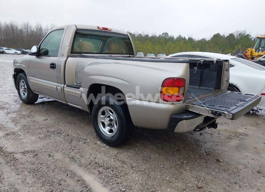 Photo 3 of 2000 Chevrolet Silverado 1500 LS (VIN 1GCEC14T5YZ212150)