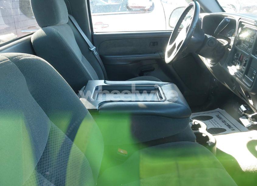 Photo 5 of 2003 Chevrolet Silverado 1500 LS (VIN 1GCEC14T63Z266680)