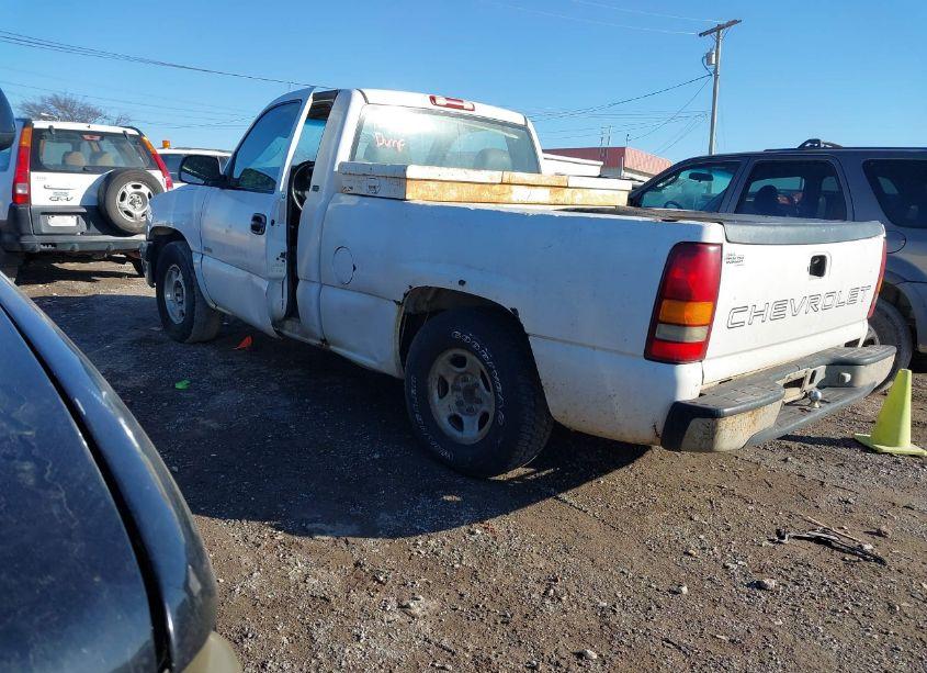 Photo 3 of 1999 Chevrolet Silverado 1500 (VIN 1GCEC14T6XZ129521)