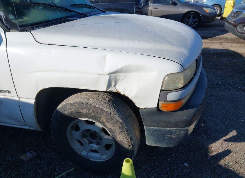 Photo 6 of 1999 Chevrolet Silverado 1500 (VIN 1GCEC14T6XZ129521)