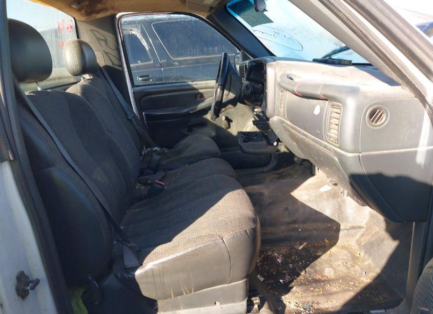 Photo 8 of 1999 Chevrolet Silverado 1500 (VIN 1GCEC14T6XZ129521)