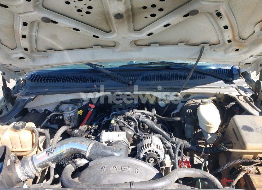 Photo 10 of 2003 Chevrolet Silverado 1500 LS (VIN 1GCEC14T73Z265800)