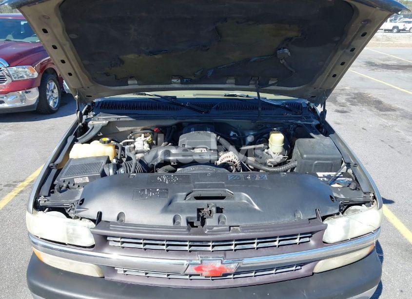 Photo 10 of 1999 Chevrolet Silverado 1500 LS (VIN 1GCEC14T8XZ104653)