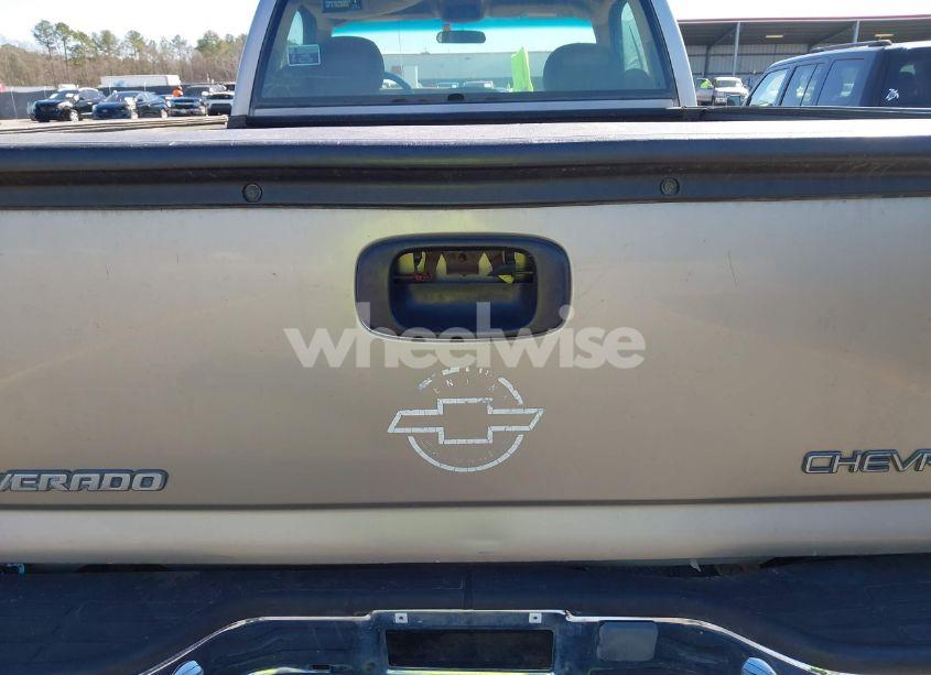 Photo 13 of 1999 Chevrolet Silverado 1500 LS (VIN 1GCEC14T8XZ104653)