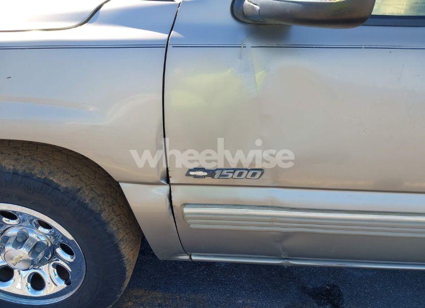 Photo 6 of 1999 Chevrolet Silverado 1500 LS (VIN 1GCEC14T8XZ104653)