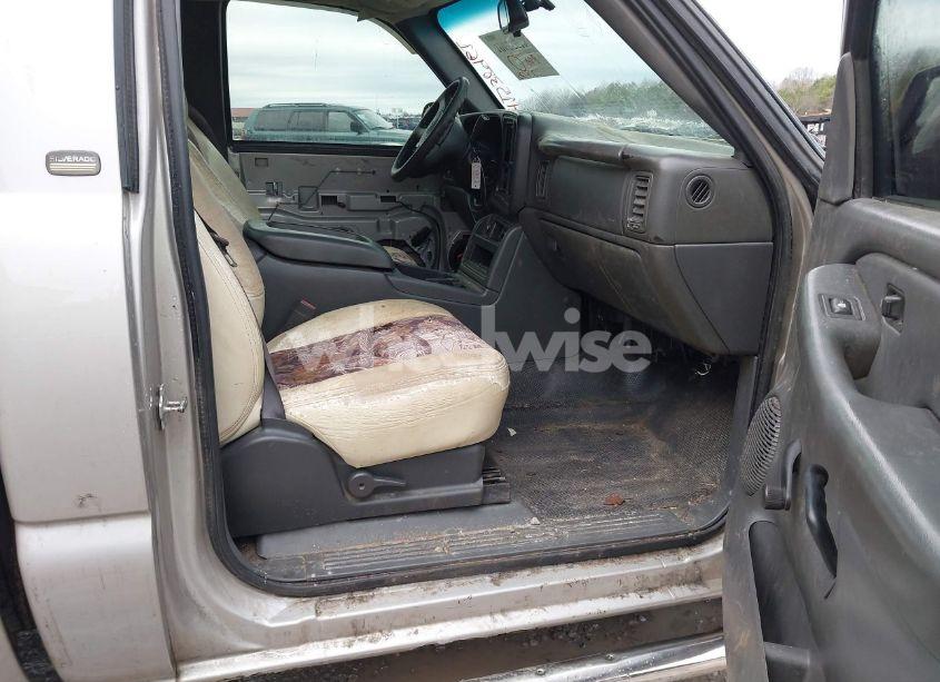 Photo 5 of 2004 Chevrolet Silverado 1500 (VIN 1GCEC14T94Z204272)