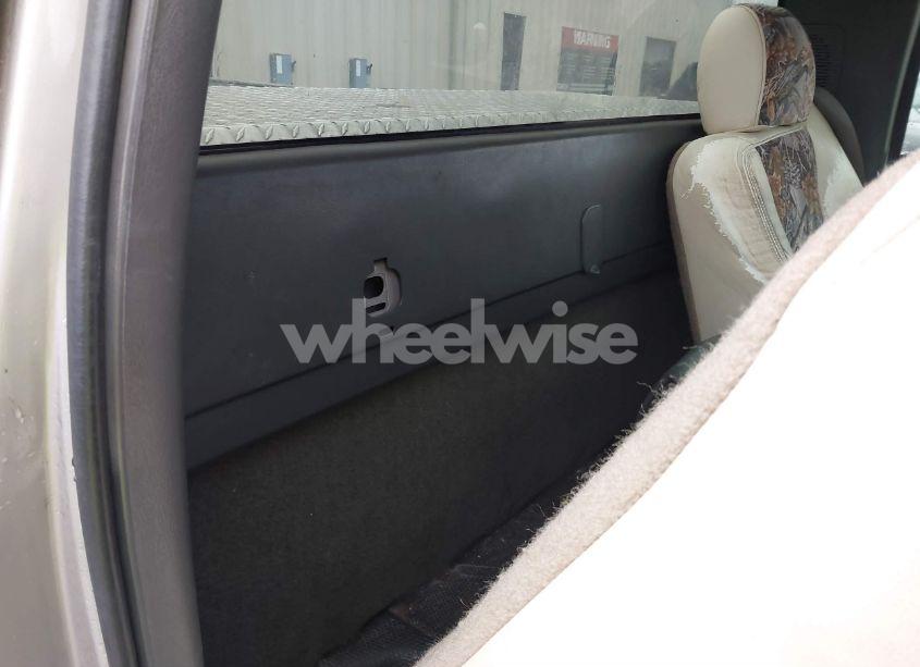 Photo 8 of 2004 Chevrolet Silverado 1500 (VIN 1GCEC14T94Z204272)