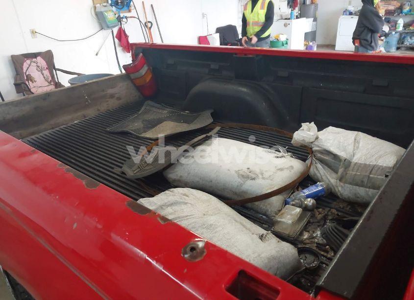 Photo 8 of 2003 Chevrolet Silverado 1500 WORK TRUCK (VIN 1GCEC14V03Z202216)