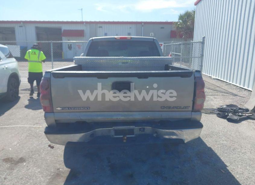 Photo 16 of 2003 Chevrolet Silverado 1500 LS (VIN 1GCEC14V03Z339687)