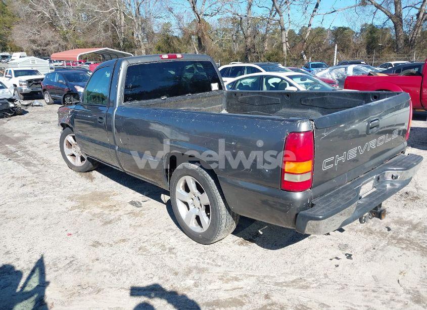 Photo 3 of 1999 Chevrolet Silverado 1500 (VIN 1GCEC14V0XE157629)