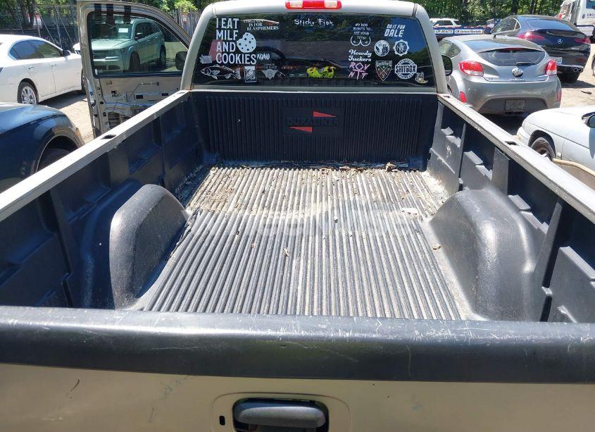 Photo 8 of 2000 Chevrolet Silverado 1500 (VIN 1GCEC14V0YE332155)