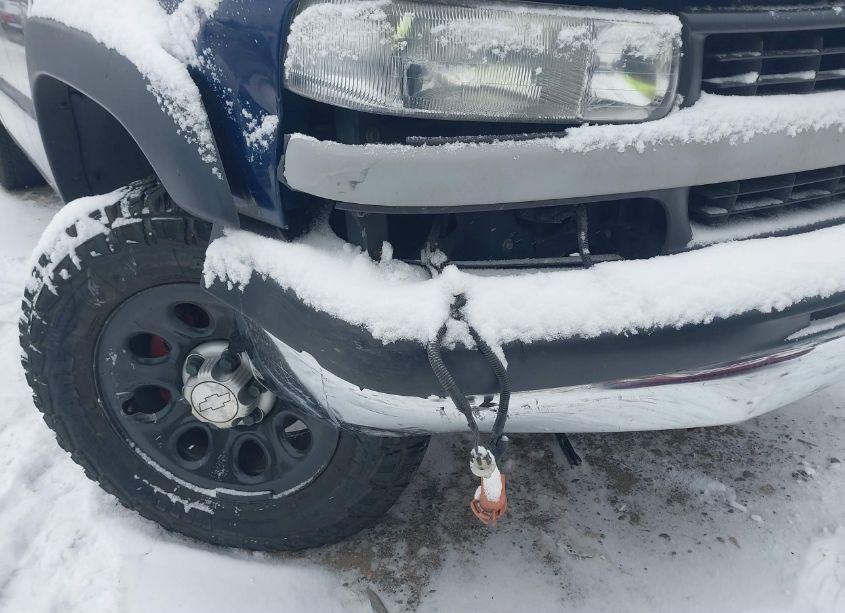 Photo 6 of 2001 Chevrolet Silverado 1500 (VIN 1GCEC14V11E281805)