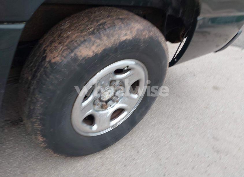 Photo 11 of 2002 Chevrolet Silverado 1500 LS (VIN 1GCEC14V22Z254803)