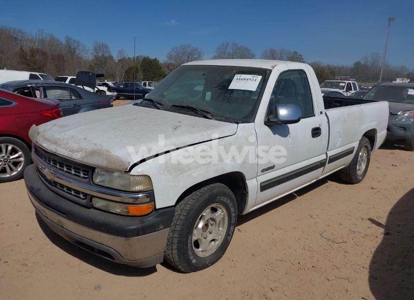Photo 2 of 1999 Chevrolet Silverado 1500 LS (VIN 1GCEC14V3XE158578)
