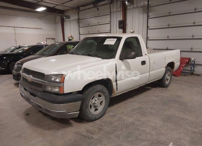 Photo 2 of 2003 Chevrolet Silverado 1500 (VIN 1GCEC14V43E320308)