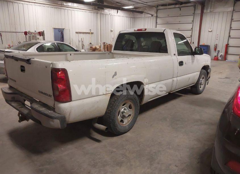 Photo 4 of 2003 Chevrolet Silverado 1500 (VIN 1GCEC14V43E320308)