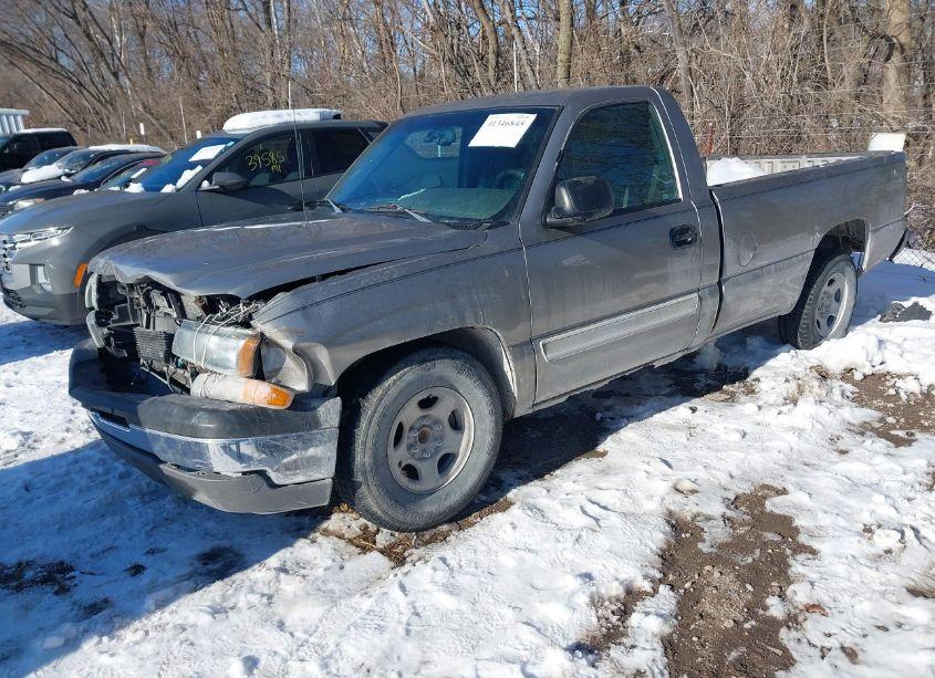Photo 2 of 2003 Chevrolet Silverado 1500 LS (VIN 1GCEC14V53Z189513)