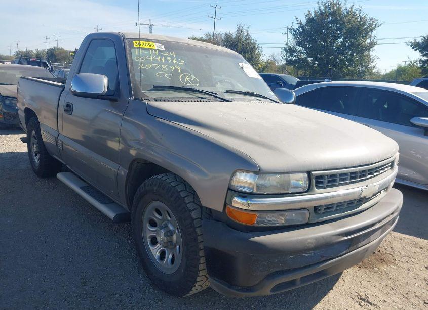 2001 Chevrolet Silverado 1500 LS (VIN 1GCEC14V61Z207899) main photo