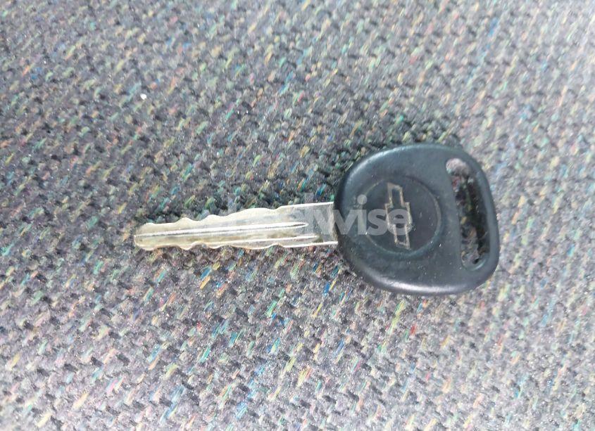 Photo 11 of 2001 Chevrolet Silverado 1500 (VIN 1GCEC14V71Z328781)