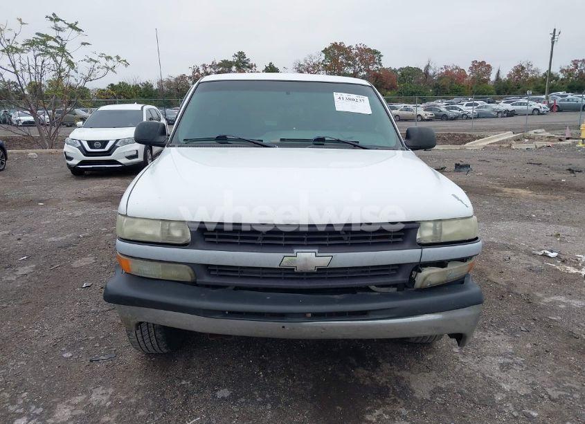 Photo 12 of 2001 Chevrolet Silverado 1500 (VIN 1GCEC14V71Z328781)