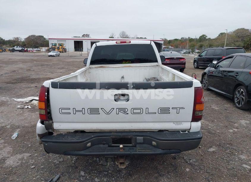Photo 16 of 2001 Chevrolet Silverado 1500 (VIN 1GCEC14V71Z328781)