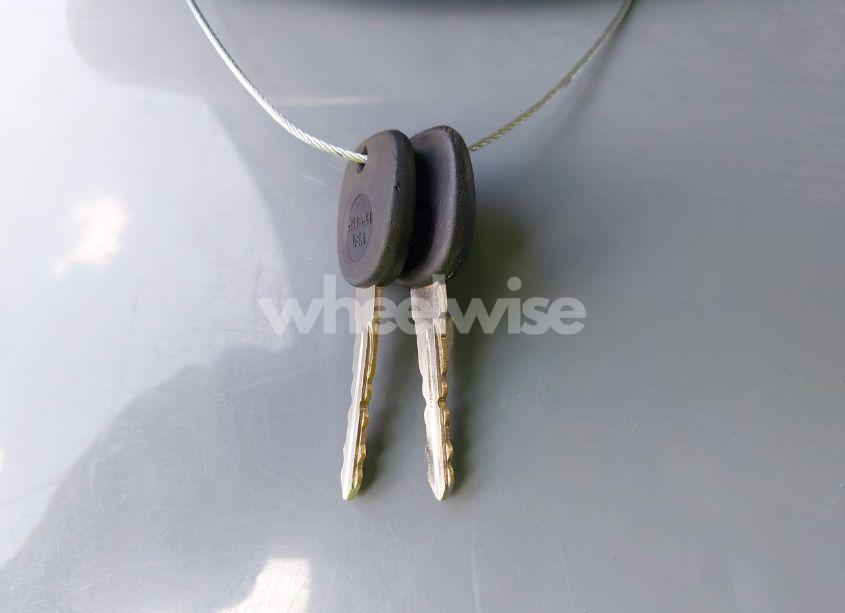 Photo 11 of 2005 Chevrolet Silverado 1500 (VIN 1GCEC14V75Z282858)