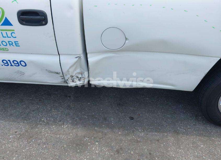 Photo 16 of 2005 Chevrolet Silverado 1500 (VIN 1GCEC14V75Z282858)