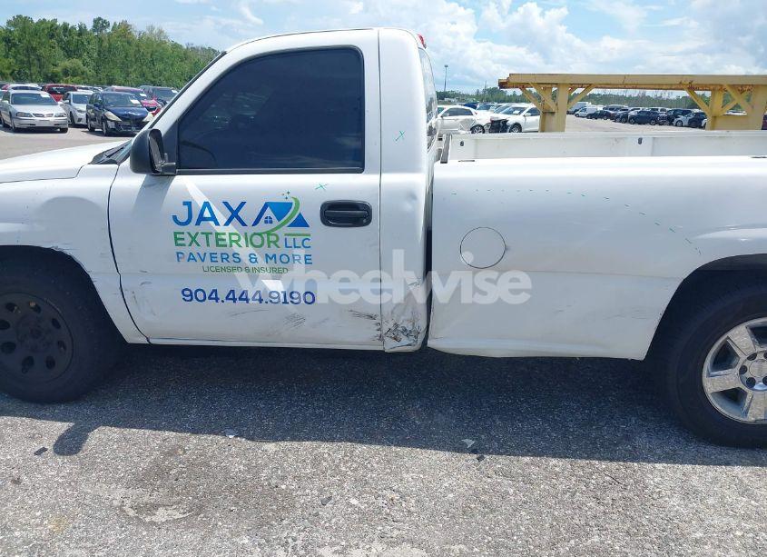 Photo 6 of 2005 Chevrolet Silverado 1500 (VIN 1GCEC14V75Z282858)