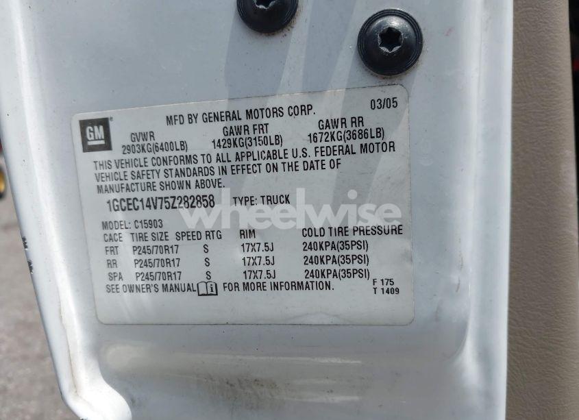 Photo 9 of 2005 Chevrolet Silverado 1500 (VIN 1GCEC14V75Z282858)