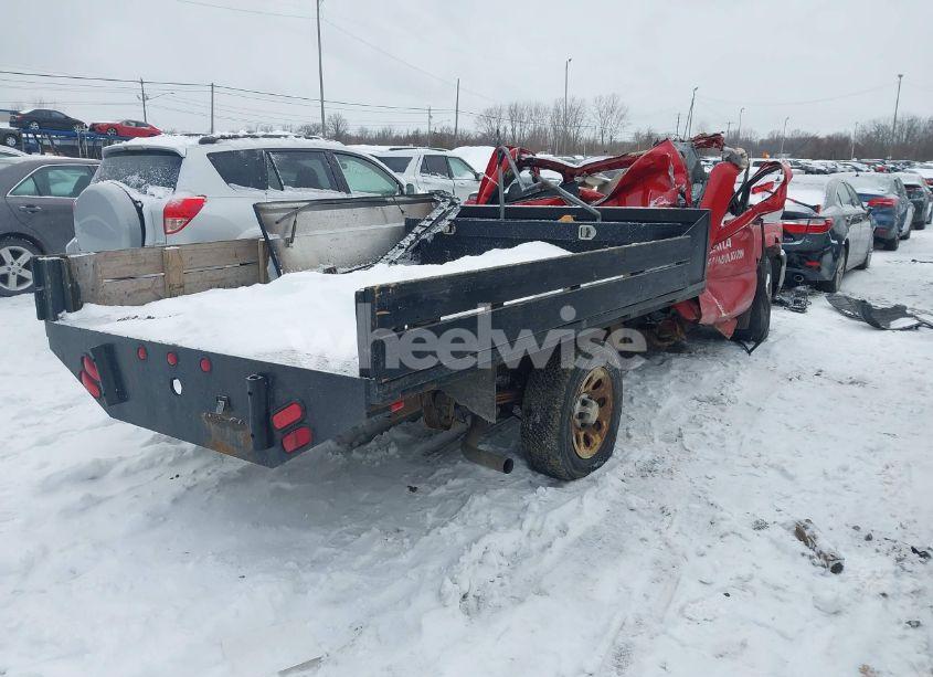 Photo 4 of 2005 Chevrolet Silverado 1500 WORK TRUCK (VIN 1GCEC14V85Z165855)