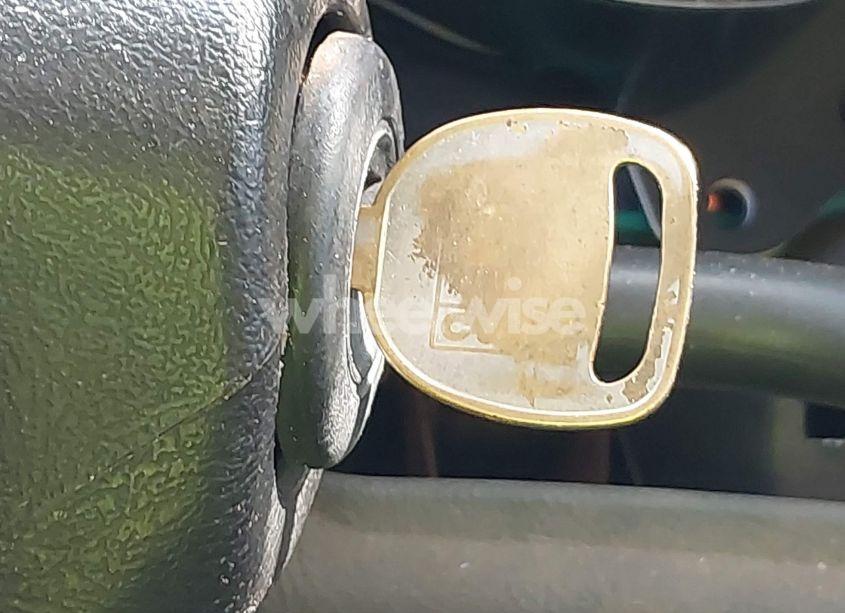 Photo 11 of 2005 Chevrolet Silverado 1500 (VIN 1GCEC14V85Z172868)