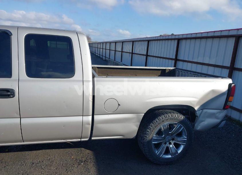 Photo 19 of 2000 Chevrolet Silverado 1500 LS (VIN 1GCEC14V8YZ369429)