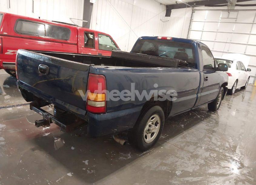 Photo 4 of 2002 Chevrolet Silverado 1500 (VIN 1GCEC14V92Z213410)