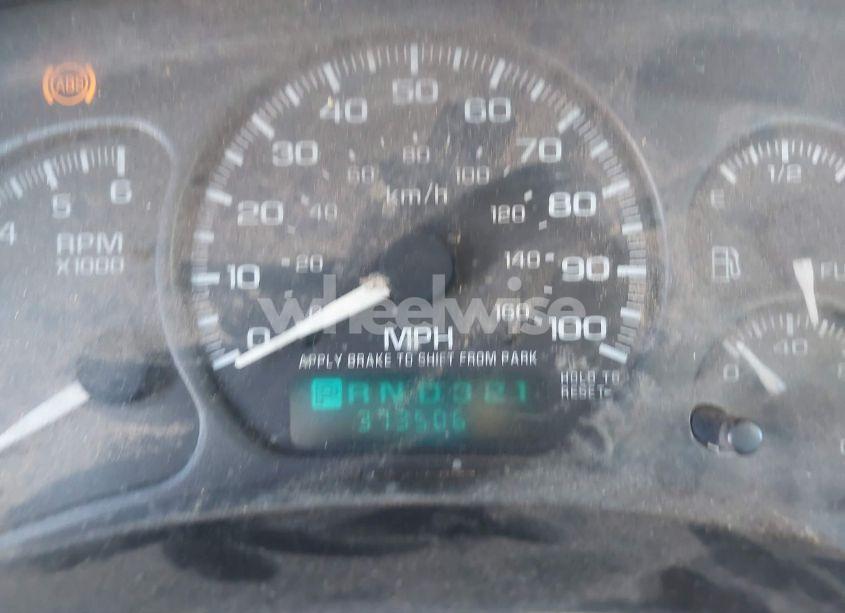 Photo 7 of 2002 Chevrolet Silverado 1500 (VIN 1GCEC14VX2Z235786)