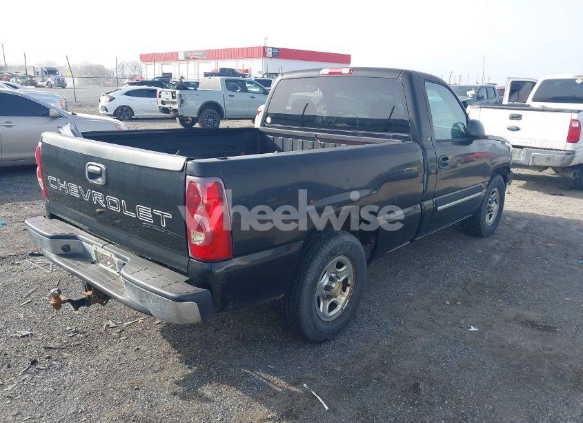 Photo 4 of 2003 Chevrolet Silverado 1500 (VIN 1GCEC14VX3Z302789)