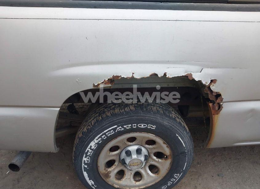 Photo 22 of 2005 Chevrolet Silverado 1500 WORK TRUCK (VIN 1GCEC14VX5Z165940)