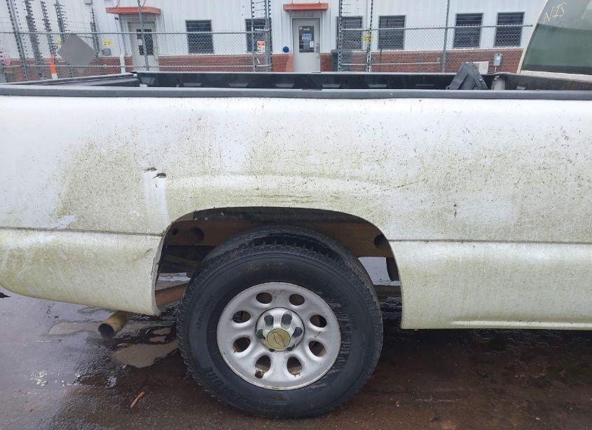 Photo 6 of 2005 Chevrolet Silverado 1500 WORK TRUCK (VIN 1GCEC14VX5Z294924)