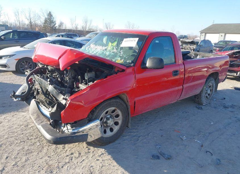 Photo 2 of 2005 Chevrolet Silverado 1500 WORK TRUCK (VIN 1GCEC14VX5Z354975)