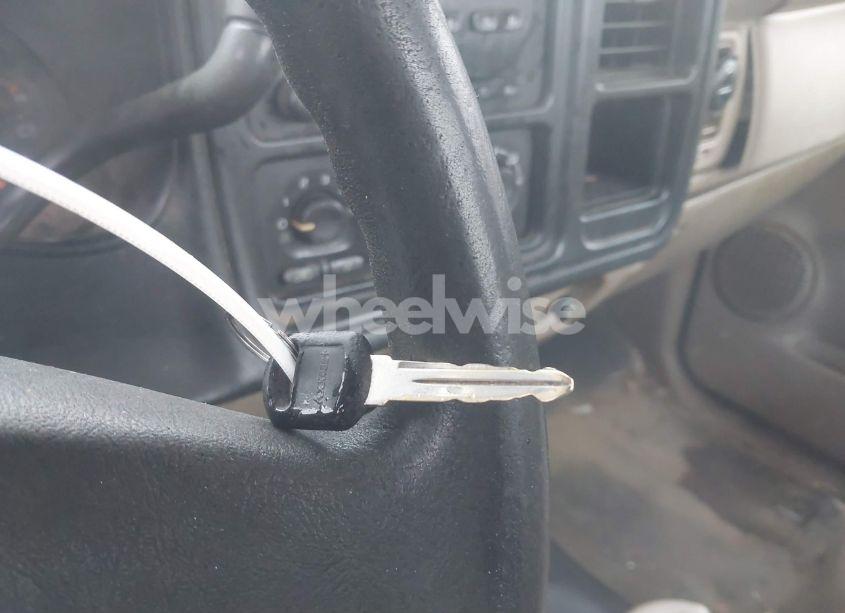 Photo 11 of 2006 Chevrolet Silverado 1500 WORK TRUCK (VIN 1GCEC14VX6E115841)