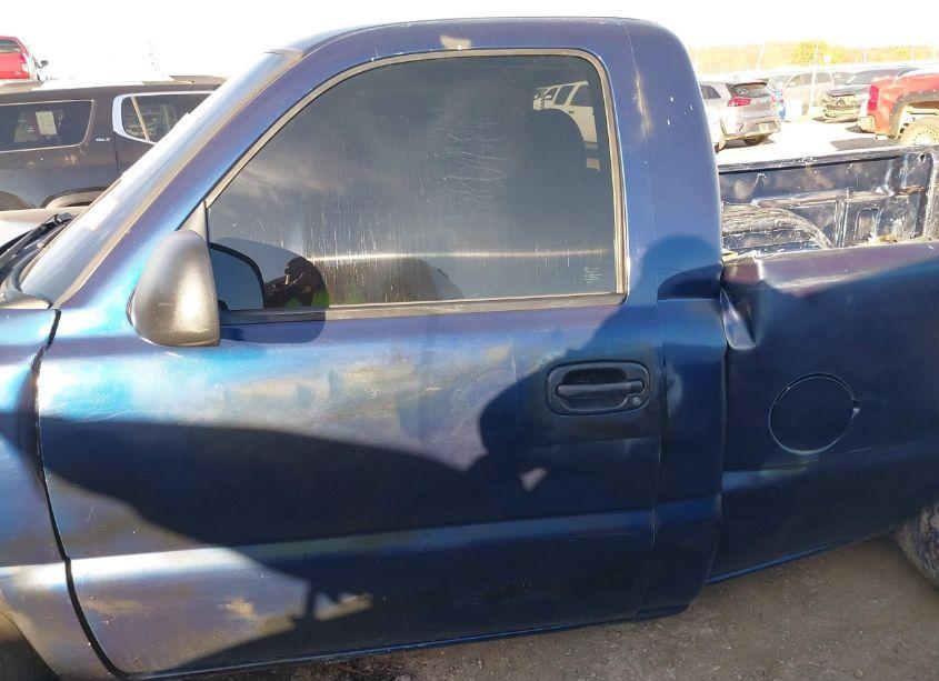 Photo 14 of 2001 Chevrolet Silverado 1500 (VIN 1GCEC14W01Z241328)